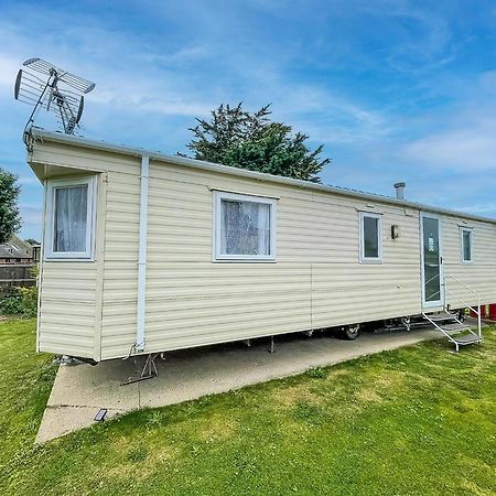 Great Caravan At Breydon Water Holiday Park, Ref 10086B Belton with Browston Exteriör bild
