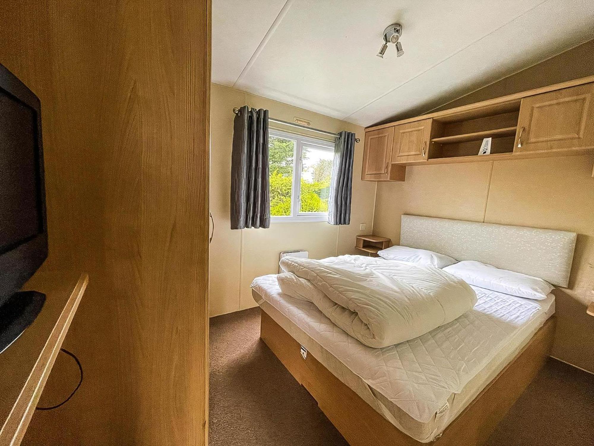 Great Caravan At Breydon Water Holiday Park, Ref 10086B Belton with Browston Exteriör bild